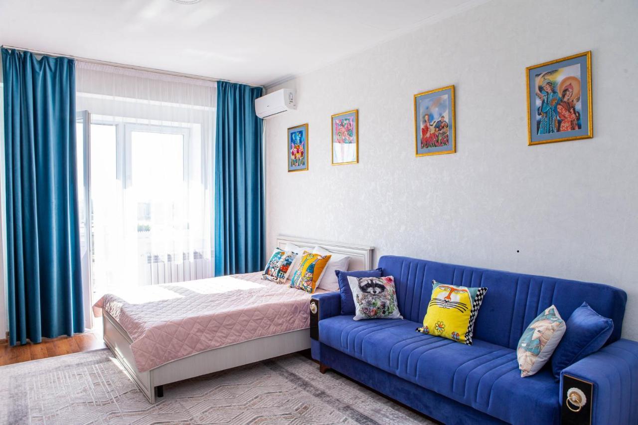 Apartment студия в центре города, в «золотом квадрате» Almaty