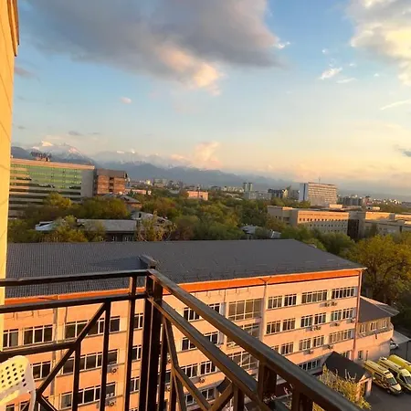 Студия В Центре Города, В «Золотом Квадрате» Almaty Exterior photo