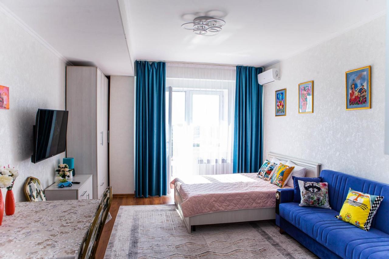 Apartment студия в центре города, в «золотом квадрате» *